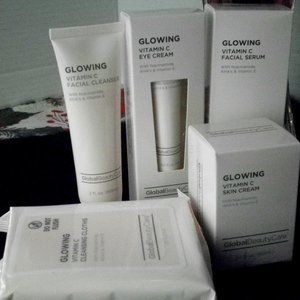 Glowing Vitamin C 5pc. Skin Care Cleanser, Serum & Cream
